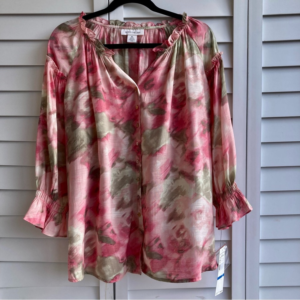 Blouse/Top skyes the limit Size XL NWT